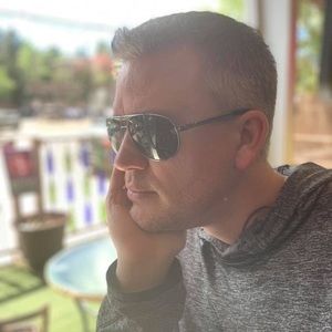 Meet your Posher, Andrew